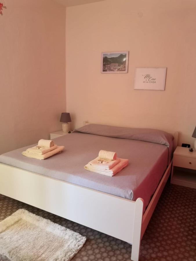 Bed and Breakfast Monolocale Nel Centro Storico Aieta Habitación foto